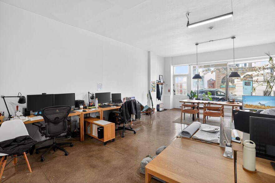 More Photos Of 2116 Locust St, Philadelphia Office For Lease