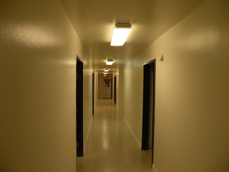 More Photos Of 3121 E Avenue I, Lancaster Freestanding For Sale