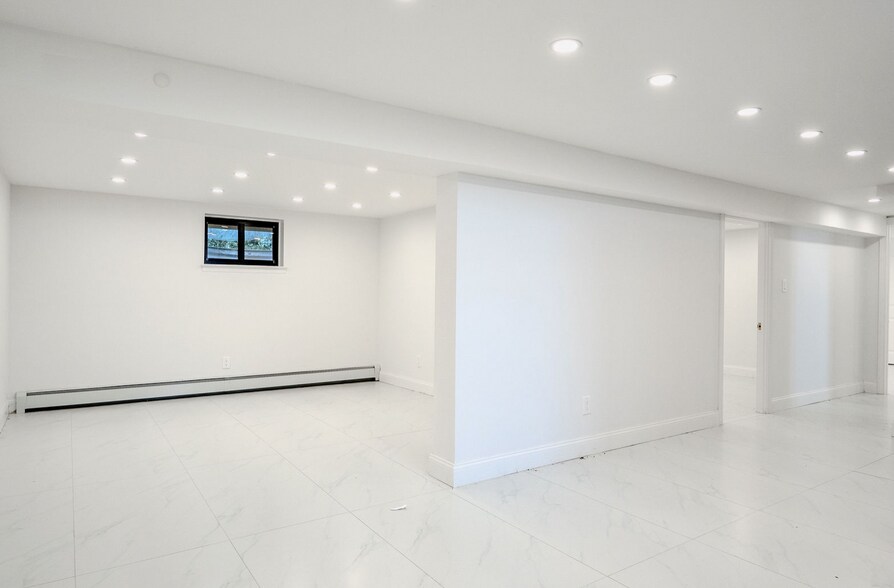 More Photos Of 776 Hempstead Ave, West Hempstead Specialty For Sale