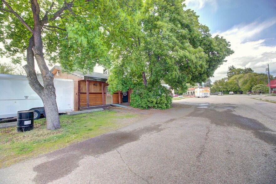 More Photos Of 700 9th St W, Columbia Falls Restaurant For Sale