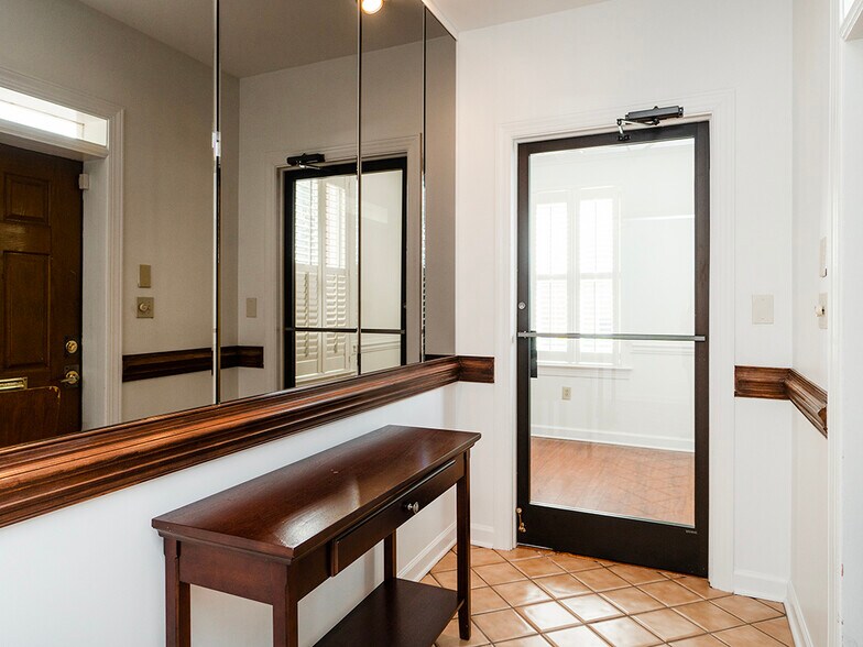 More Photos Of 3051-3057 S Church St, Burlington Office For Sale