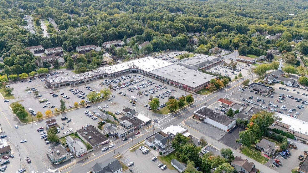 More Photos Of 390 Ramapo Valley Rd, Oakland Freestanding For Lease