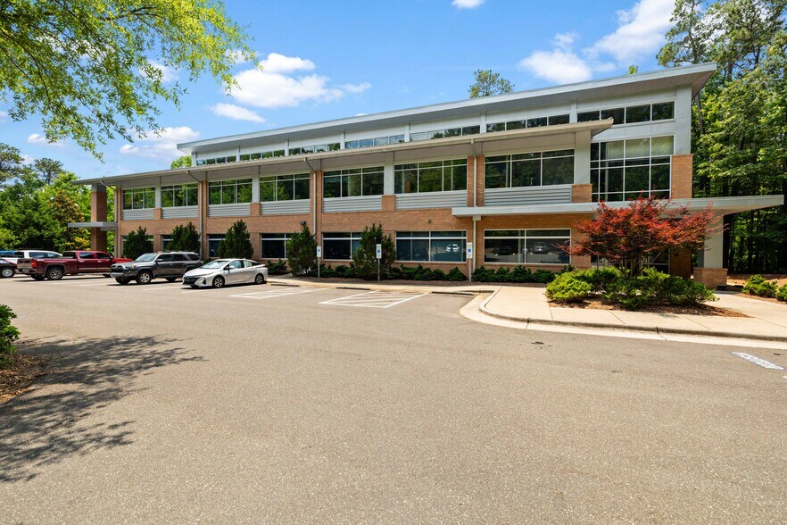 More Photos Of 8000 Brownleigh Dr, Raleigh Office For Sale