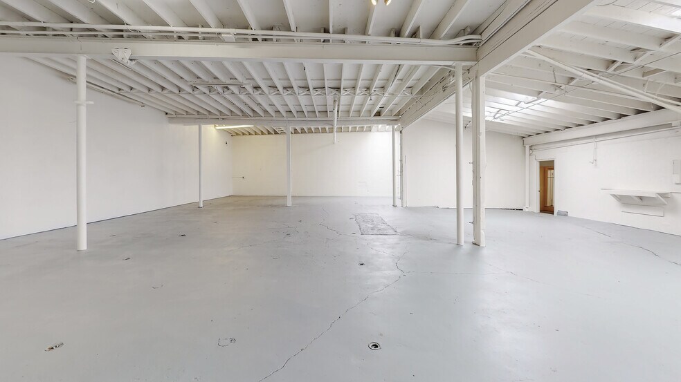 More Photos Of 4020 San Pablo Dam Rd, El Sobrante Warehouse For Sale