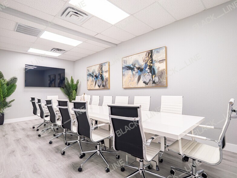 More Photos Of 2290-2298 W Airport Blvd, Sanford Flex For Sale