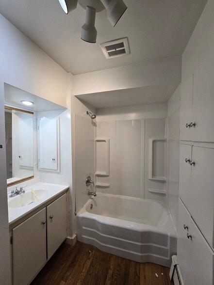 More Photos Of 813 W Berry St, Fort Wayne Apartments For Sale