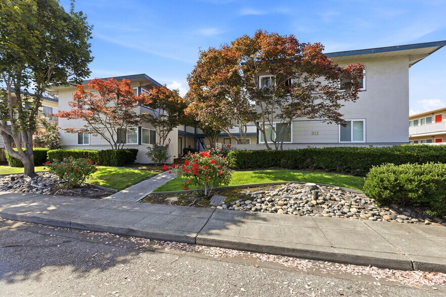 More Photos Of 511 Walker Dr, Mountain View Apartments For Sale