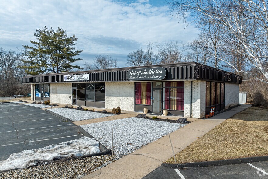 More Photos Of 37-39 Webster Square Rd, Berlin Unknown For Lease