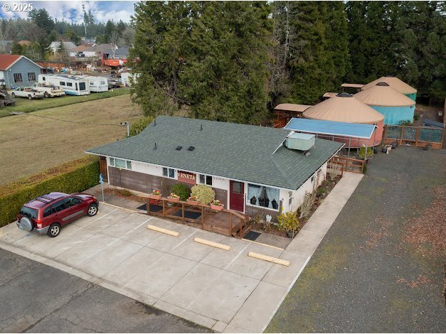 More Photos Of 87991 Territorial Rd, Veneta Hospitality For Sale