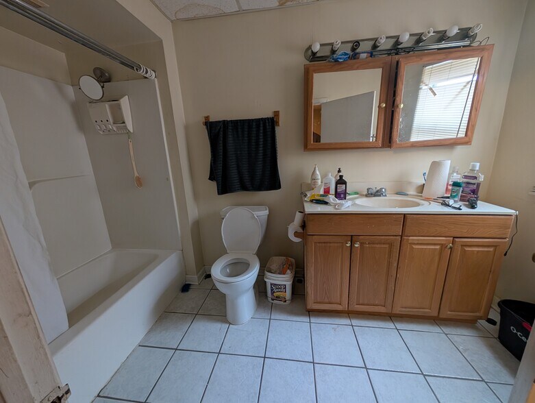 More Photos Of , Baltimore General Retail For Sale