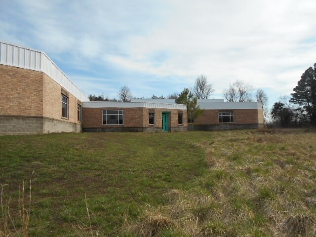 More Photos Of 10504 N Highway 265, Fayetteville Warehouse For Sale