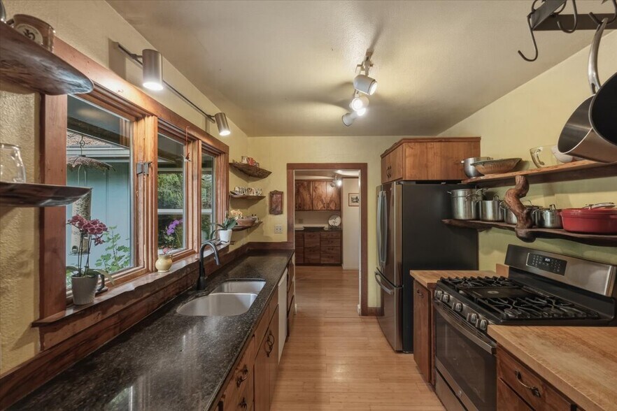 More Photos Of 25159 Grange Hall Rd, Philomath Land For Sale