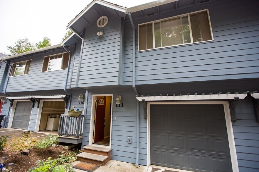 More Photos Of 420 Flying Squirrel Way NW, Salem Apartments For Sale