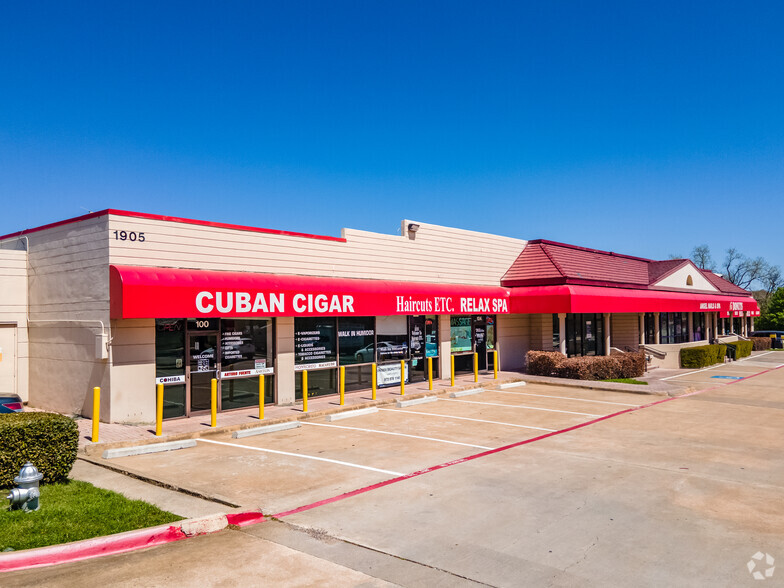 Primary Photo Of 1905 W 15th St, Plano Storefront For Lease