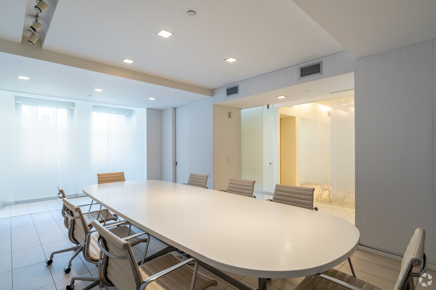 More Photos Of 1441 Broadway, New York Office For Lease
