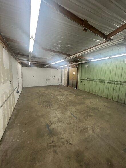 More Photos Of 10809 Prospect Ave, Santee Service For Lease