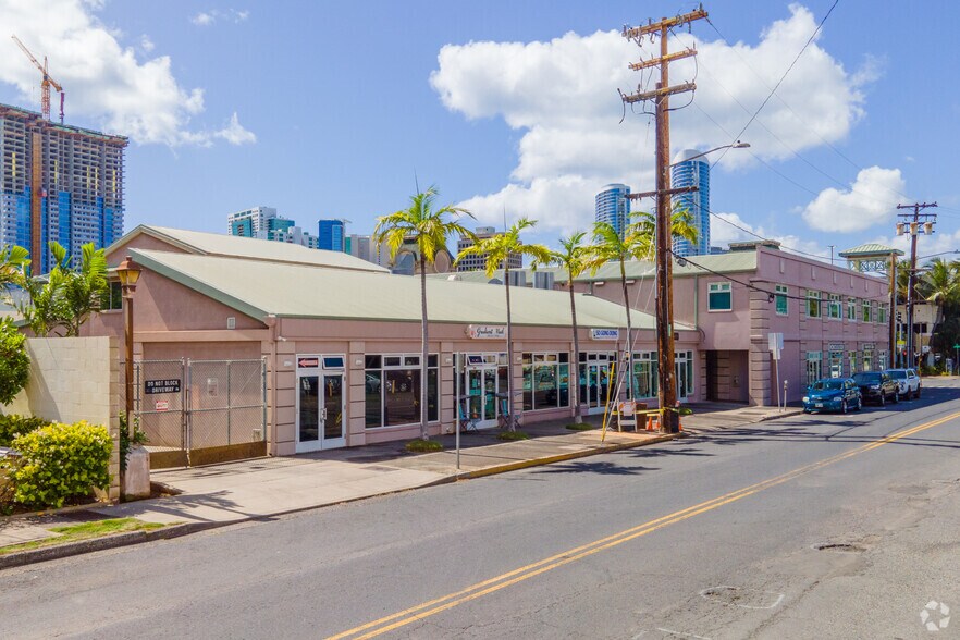 More Photos Of 735-745 Keeaumoku St, Honolulu Freestanding For Lease