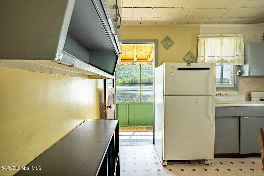 More Photos Of 4140 County Route 48, Argyle Specialty For Sale