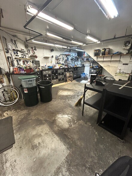 More Photos Of 77 Main St N, Southbury Storefront Retail Office For Sale