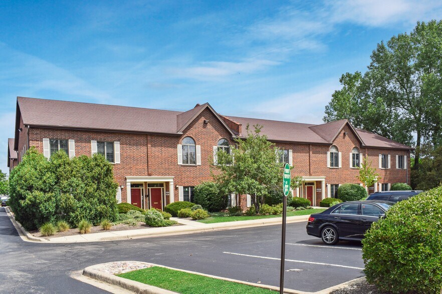 More Photos Of 1440 Maple Ave, Lisle Office For Lease