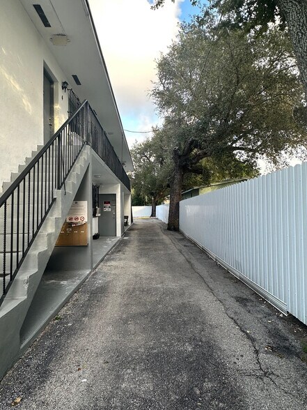 More Photos Of 7509 NE 3rd Ave, Miami Apartments For Sale