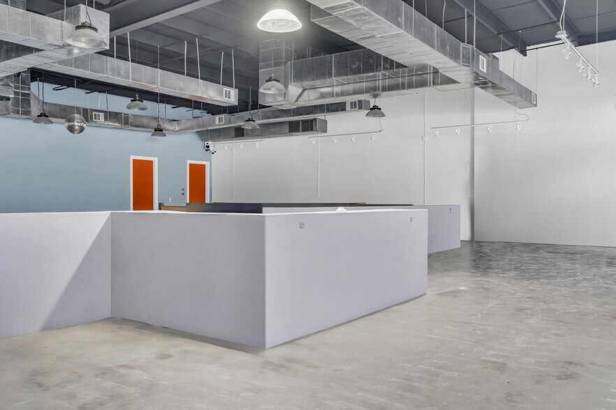 More Photos Of 26131 Kuykendahl Rd, Tomball Storefront For Lease