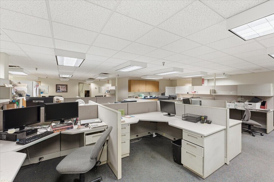 More Photos Of 1609 W 1st North St, Morristown Loft Creative Space For Sale