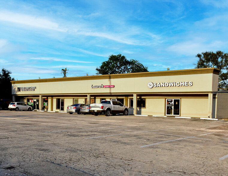 Primary Photo Of 3000-3010 Garth Rd, Baytown Storefront For Sale