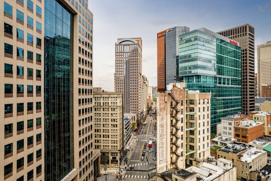 More Photos Of 100 5th Ave, Pittsburgh Office For Lease
