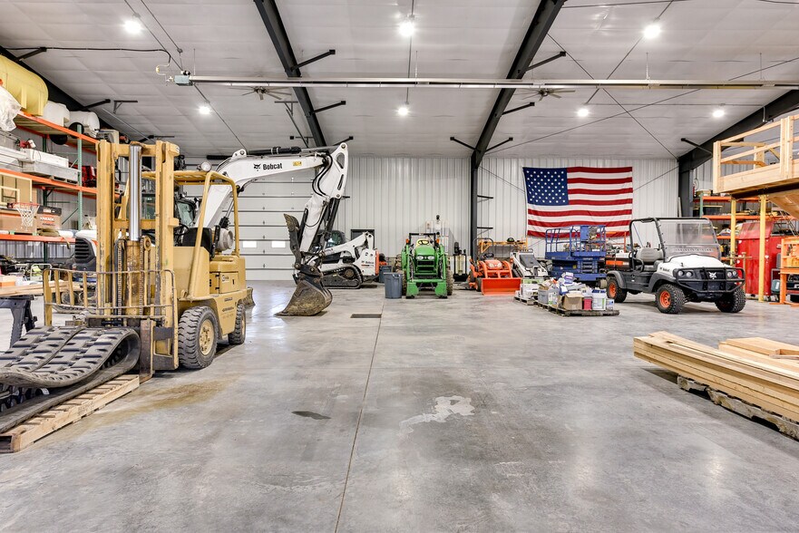 More Photos Of 1058 Sunburst Ln, Mead Warehouse For Sale