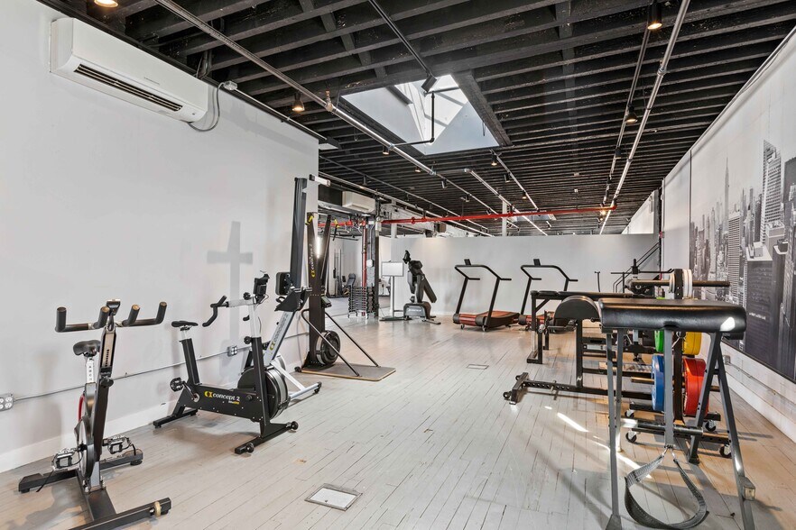 More Photos Of 267-271 Douglass St, Brooklyn Loft Creative Space For Lease