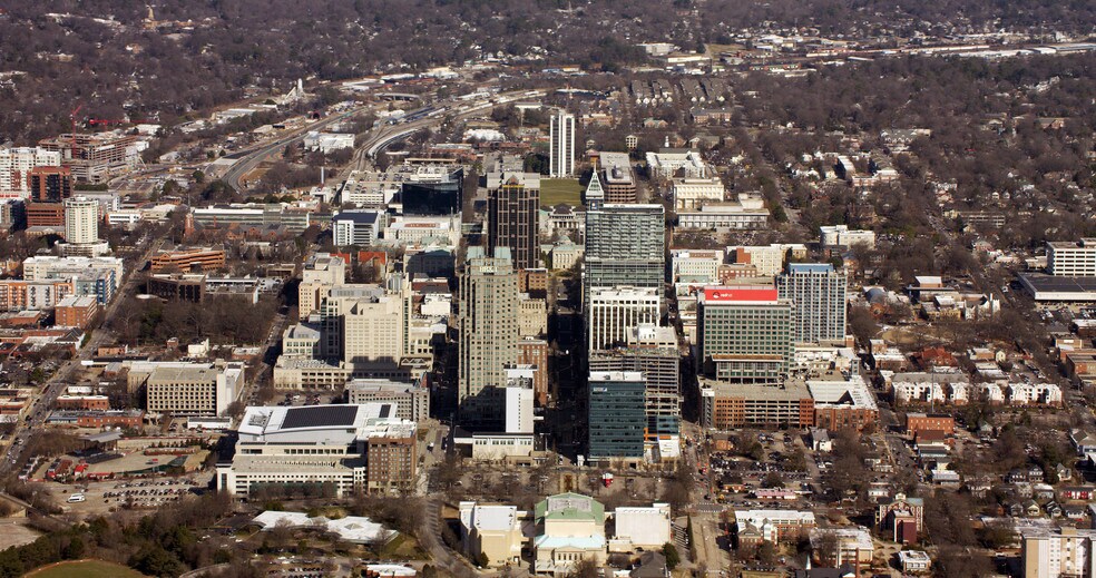 More Photos Of 220 Fayetteville St, Raleigh Office Residential For Lease
