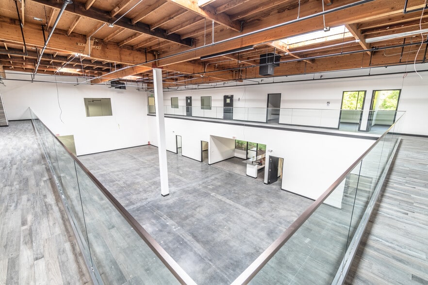 More Photos Of 19560 S Rancho Way, Rancho Dominguez Distribution For Lease