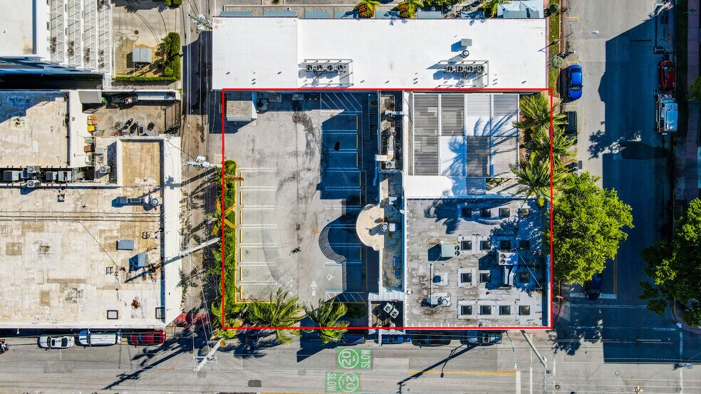 More Photos Of 555 Jefferson Ave, Miami Beach Restaurant For Lease