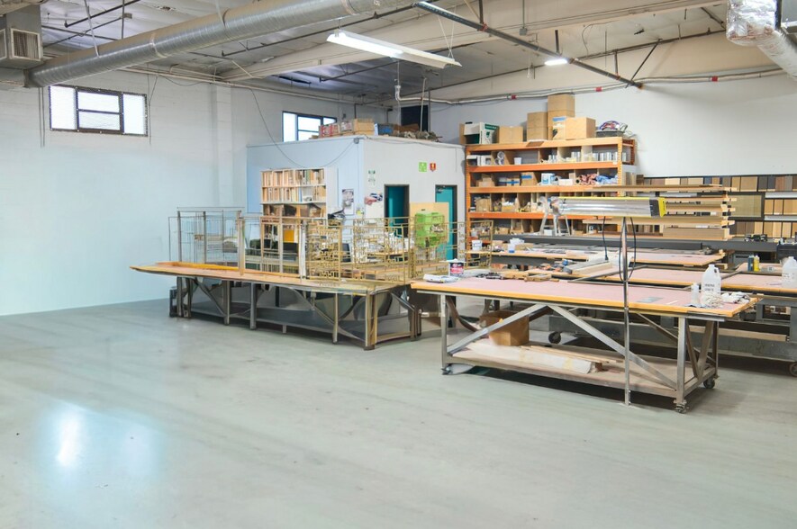 More Photos Of 1142 E Grand Ave, El Segundo Manufacturing For Lease