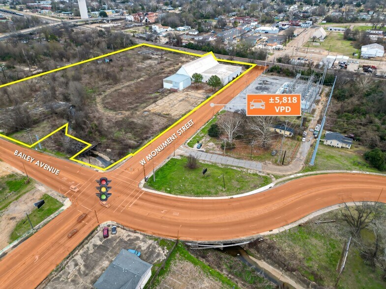 More Photos Of 300 W Monument St, Jackson Manufacturing For Sale