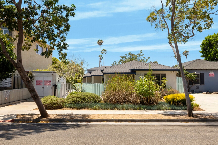 More Photos Of 1446-1448 Yale St, Santa Monica Apartments For Sale
