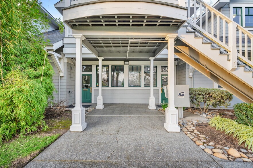 More Photos Of 418 Aviation Blvd, Santa Rosa Medical For Sale