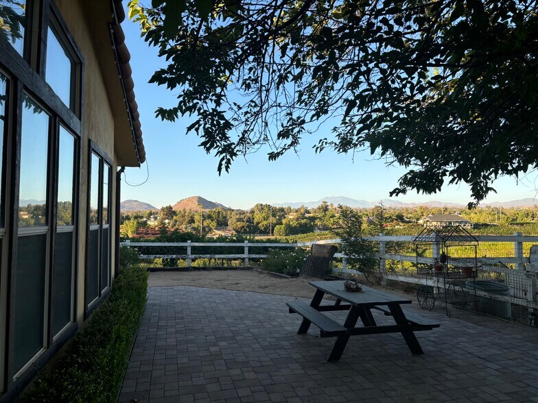 More Photos Of 40150 Barksdale Cir, Temecula Winery Vineyard For Sale