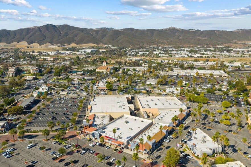 More Photos Of 27520 Ynez Rd, Temecula General Retail For Sale