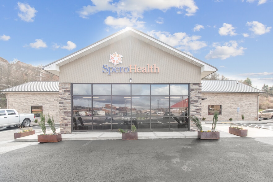 More Photos Of 182 Roy Campbell Dr, Hazard Medical For Sale