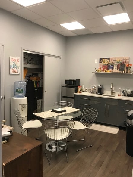 More Photos Of 8715-8721 5th Ave, Brooklyn Medical For Sale