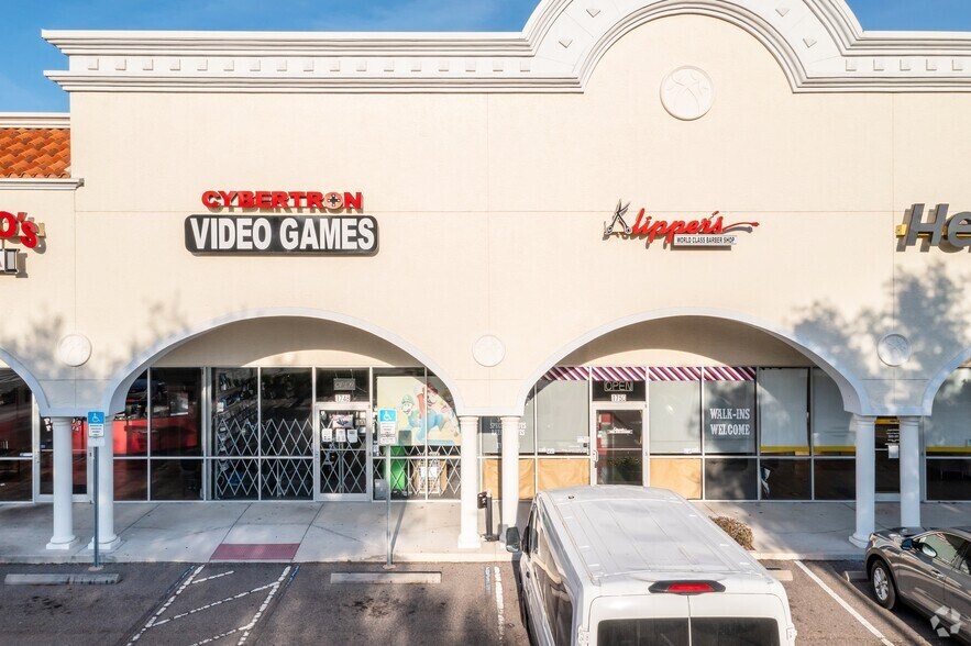 More Photos Of 1720-1758 Rinehart Rd, Sanford Unknown For Lease