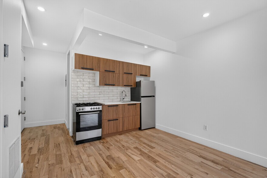More Photos Of 22 Patchen Ave, Brooklyn Apartments For Sale