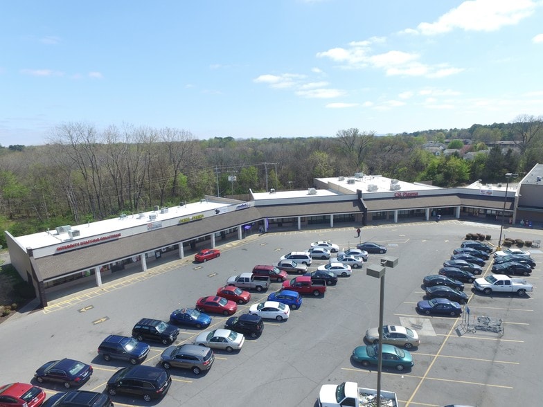 More Photos Of 1626-1644 Middle Tennessee Blvd, Murfreesboro Storefront For Lease