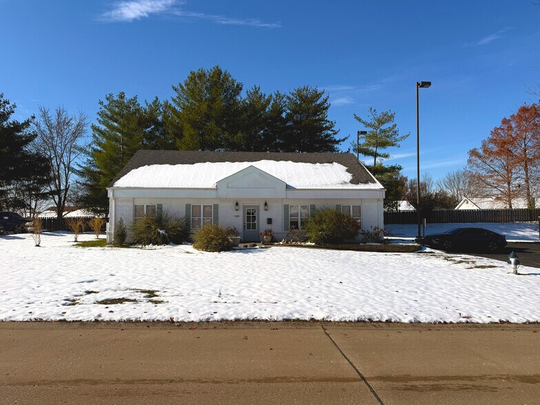 Primary Photo Of 1380 Triad Center Dr, Saint Peters Office For Lease