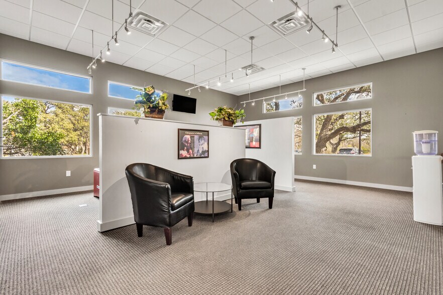 More Photos Of 3401 Royal Vista Blvd, Round Rock Medical For Lease