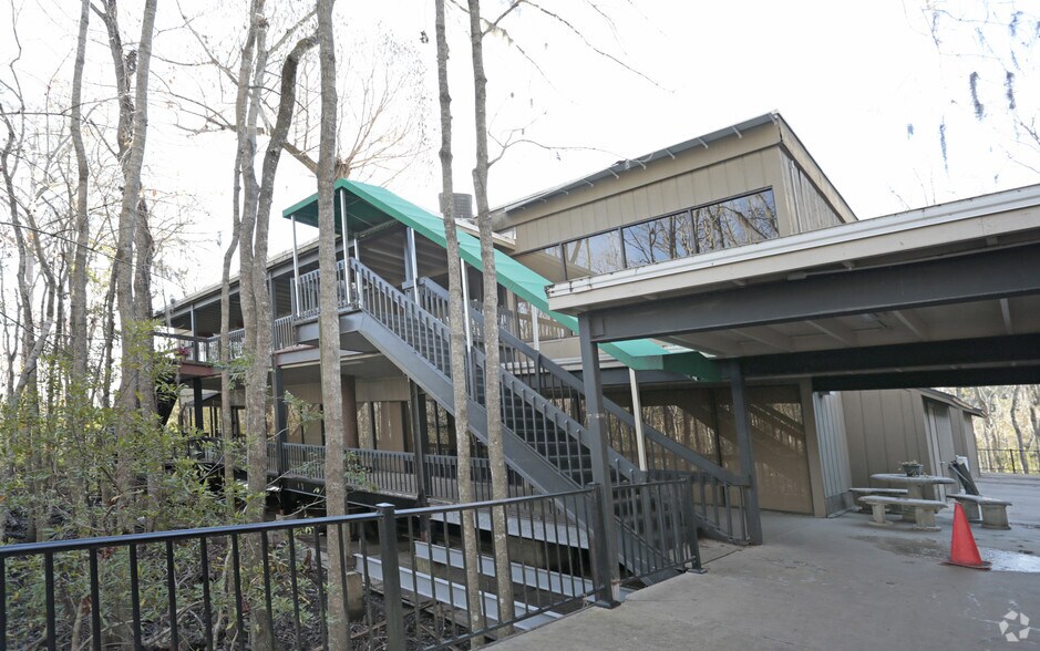 More Photos Of 2301 Park Ave, Orange Park Medical For Lease