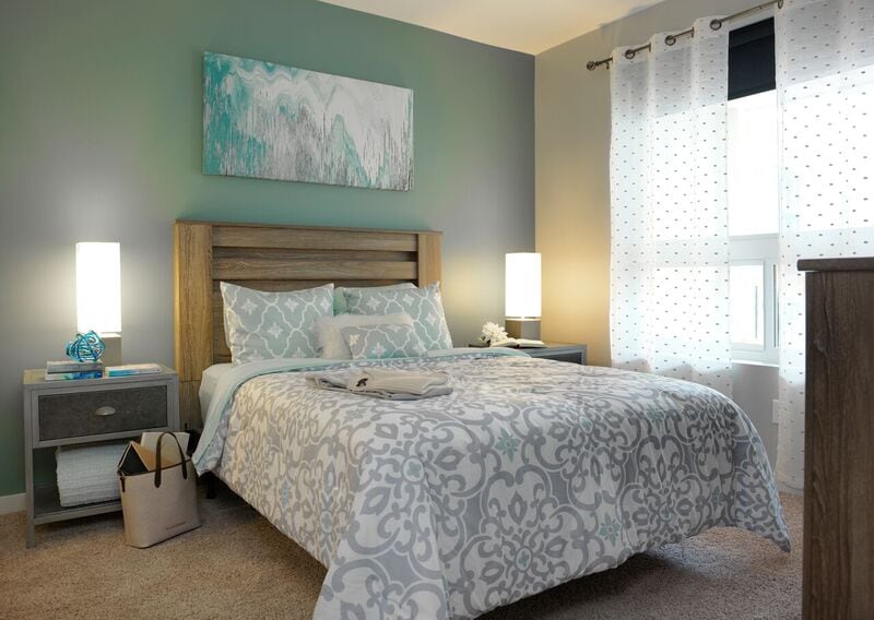 More Photos Of 100 Aqua Way, Newport Apartments For Lease