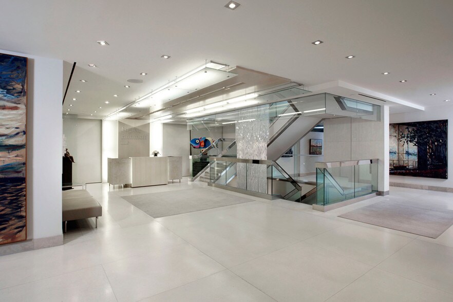 Primary Photo Of 95 Wellington St W, Toronto Office For Lease